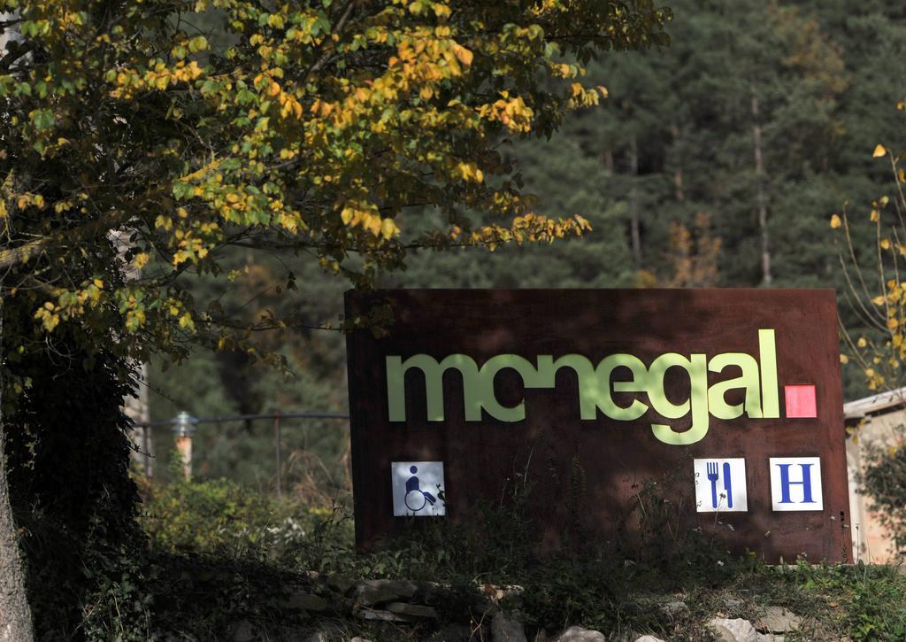 Monegal Hotel San Lorenzo de Morunys Buitenkant foto