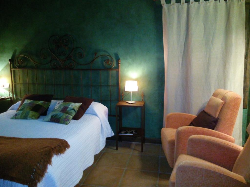 Monegal Hotel San Lorenzo de Morunys Buitenkant foto