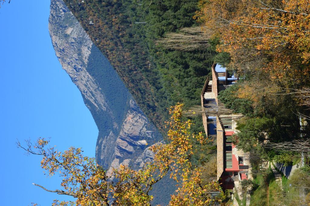 Monegal Hotel San Lorenzo de Morunys Buitenkant foto