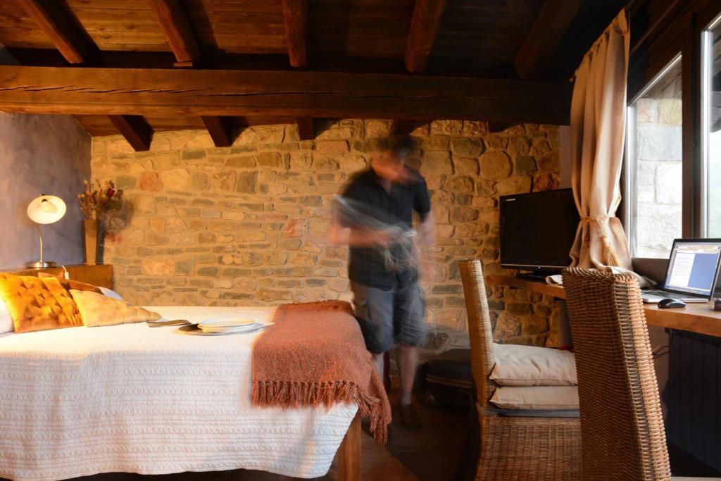 Monegal Hotel San Lorenzo de Morunys Kamer foto